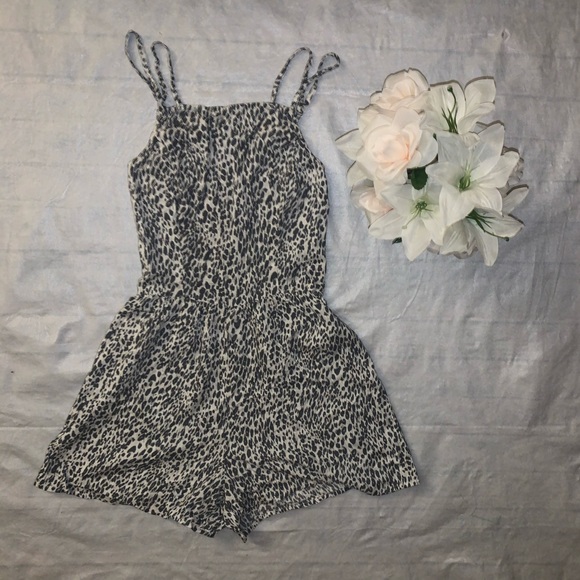 Hollister Pants - NWOT Hollister Romper